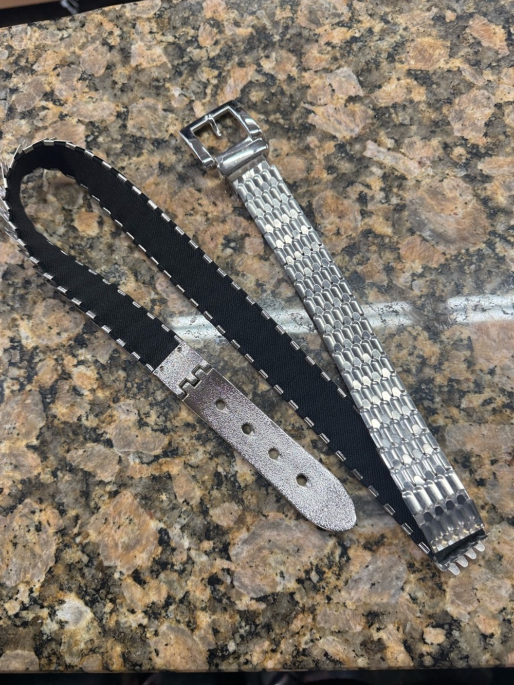 Vintage Silver Stretch Belt Metal Link Elastic Retro 36in - Picture 2 of 3
